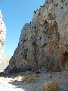 Symplegades | left face_ClimbersNest 6a